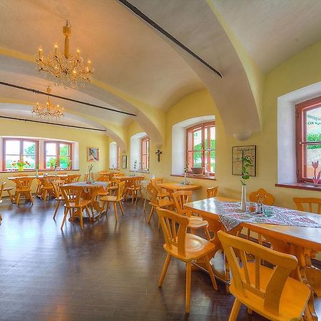 Unser Rosa Haus Fuer Sie รุสท์ ภายนอก รูปภาพ